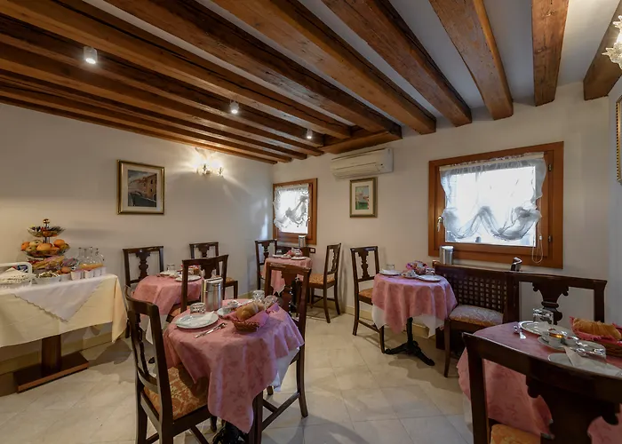 Locanda Al Leon Venice